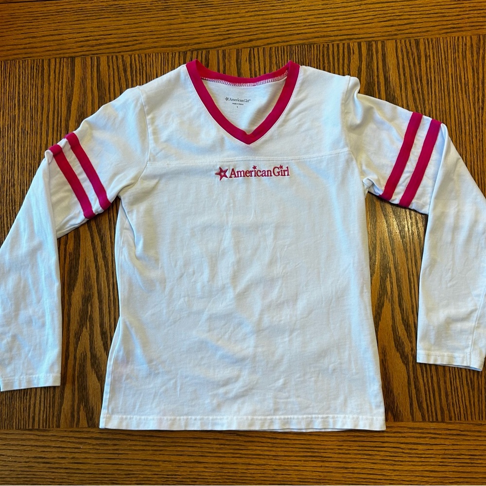 American Girl White Long Sleeve V Neck Tee with Bright Pink Accents Size Large